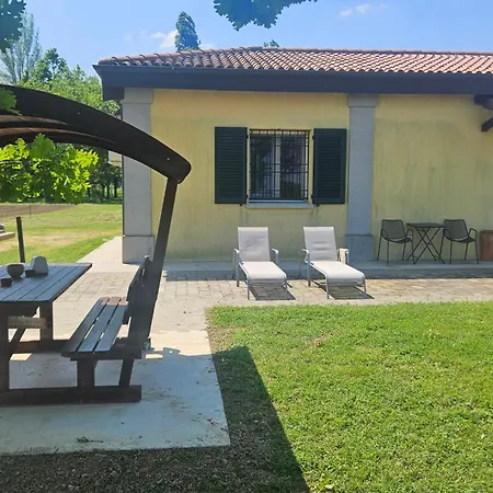 Primaluna Фермерский дом Кастеназо